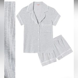 Worn twice! Eberjay Sleep Chic Short Pajamas - XL
